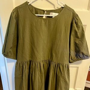 XL Tradlands Nico dress with balloon sleeve, olive green